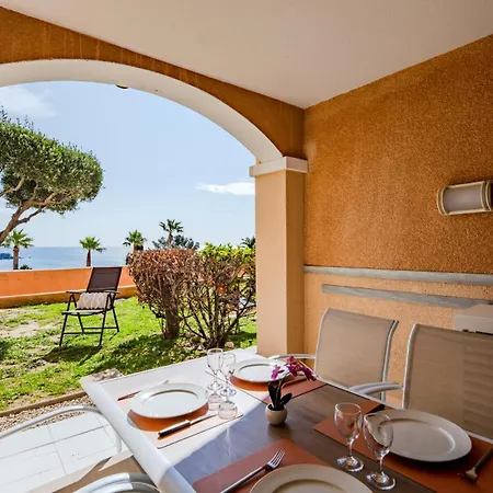 Le Village De Cap Esterel - Maeva - Vue 2 Pieces 4 Personnes - Prestige - Super Mae-2171 *