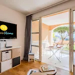 Le Village De Cap Esterel - Maeva - Vue 2 Pieces 4 Personnes - Prestige - Super Mae-2171 *