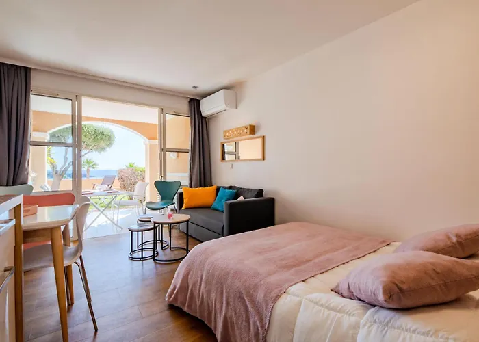 Le Village De Cap Esterel - Maeva - Vue 2 Pieces 4 Personnes - Prestige - Super Mae-2171 * Saint-Raphaël